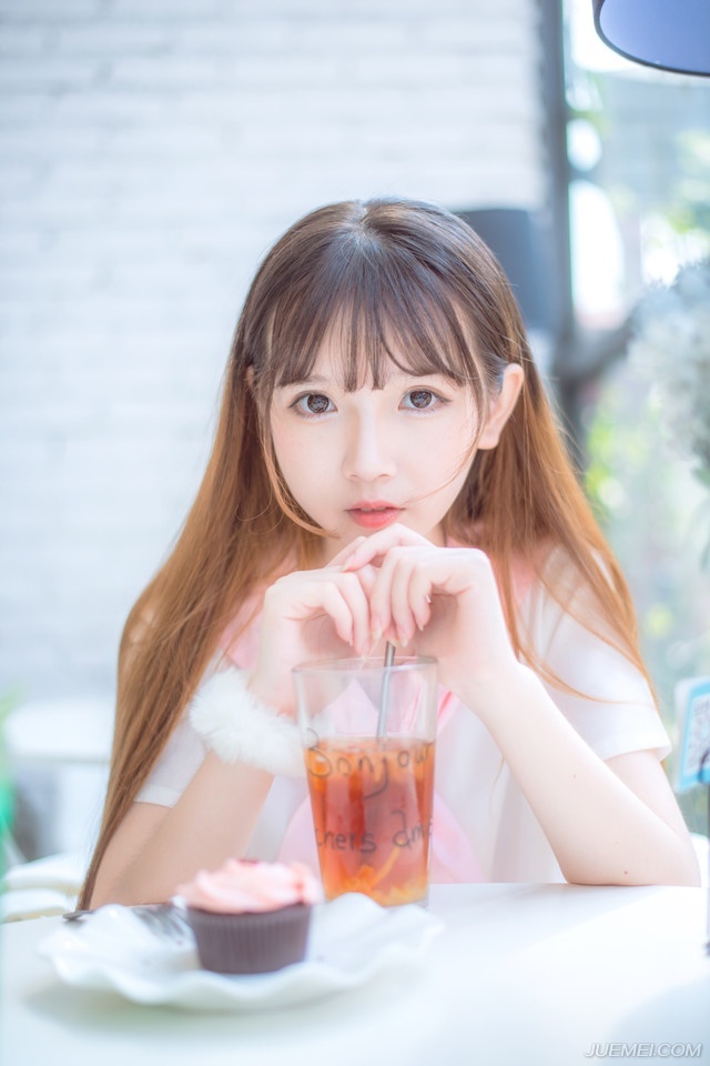 我甚至一秒也没拥有过你，却好像失去了你一万次。